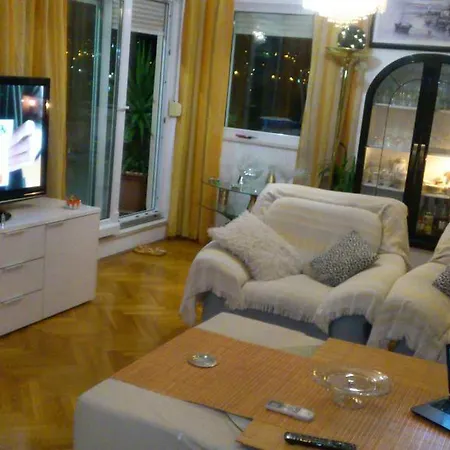 Penthouse Magic View 公寓 *